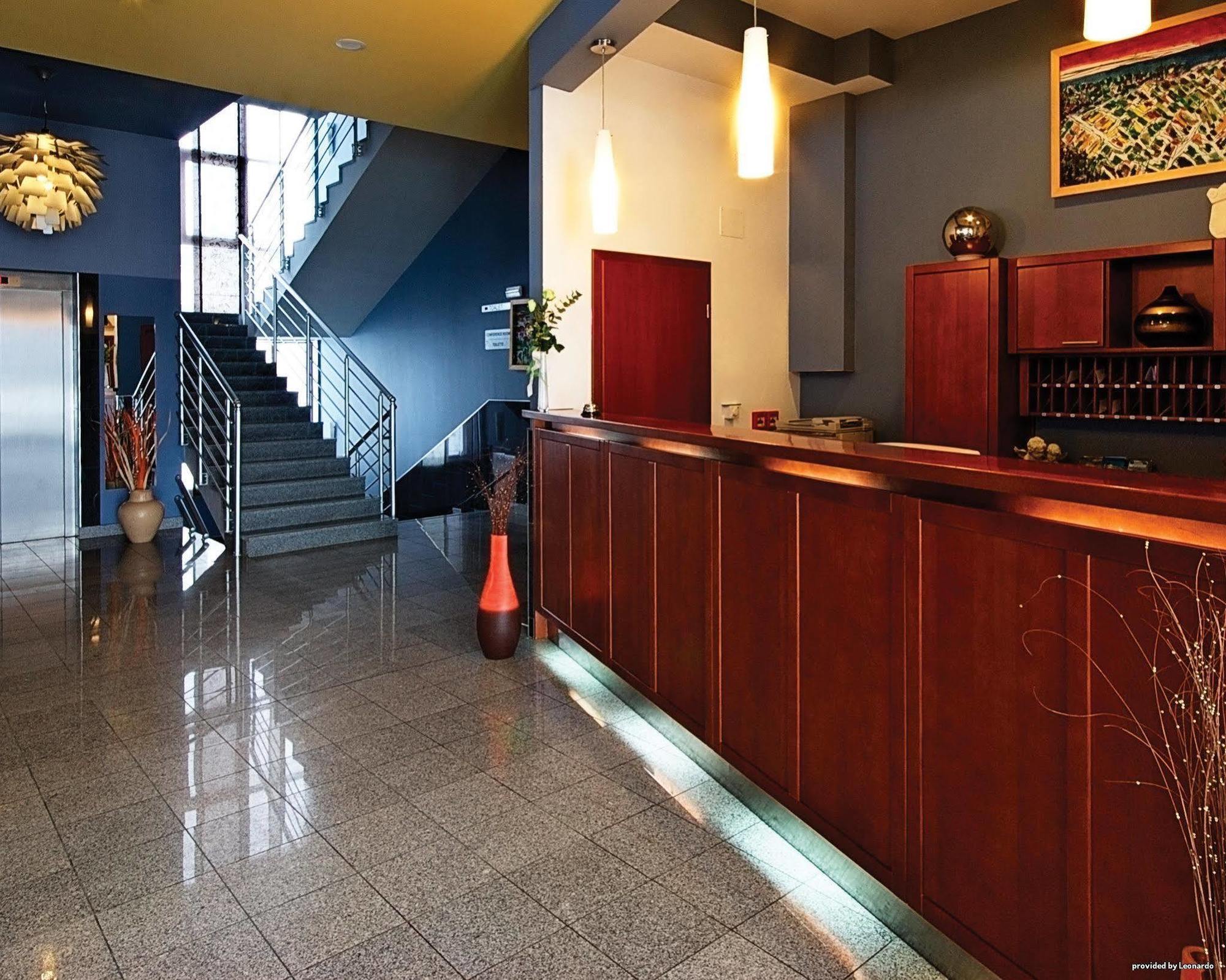 Western Airport Stella 3* Velika Mlaka